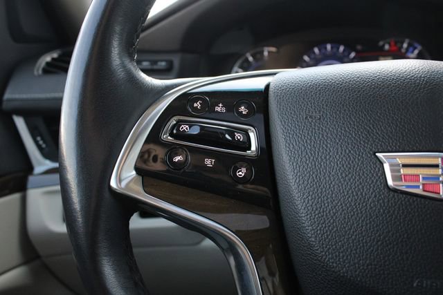 Used 2020 Cadillac Escalade ESV Luxury RWD image 15