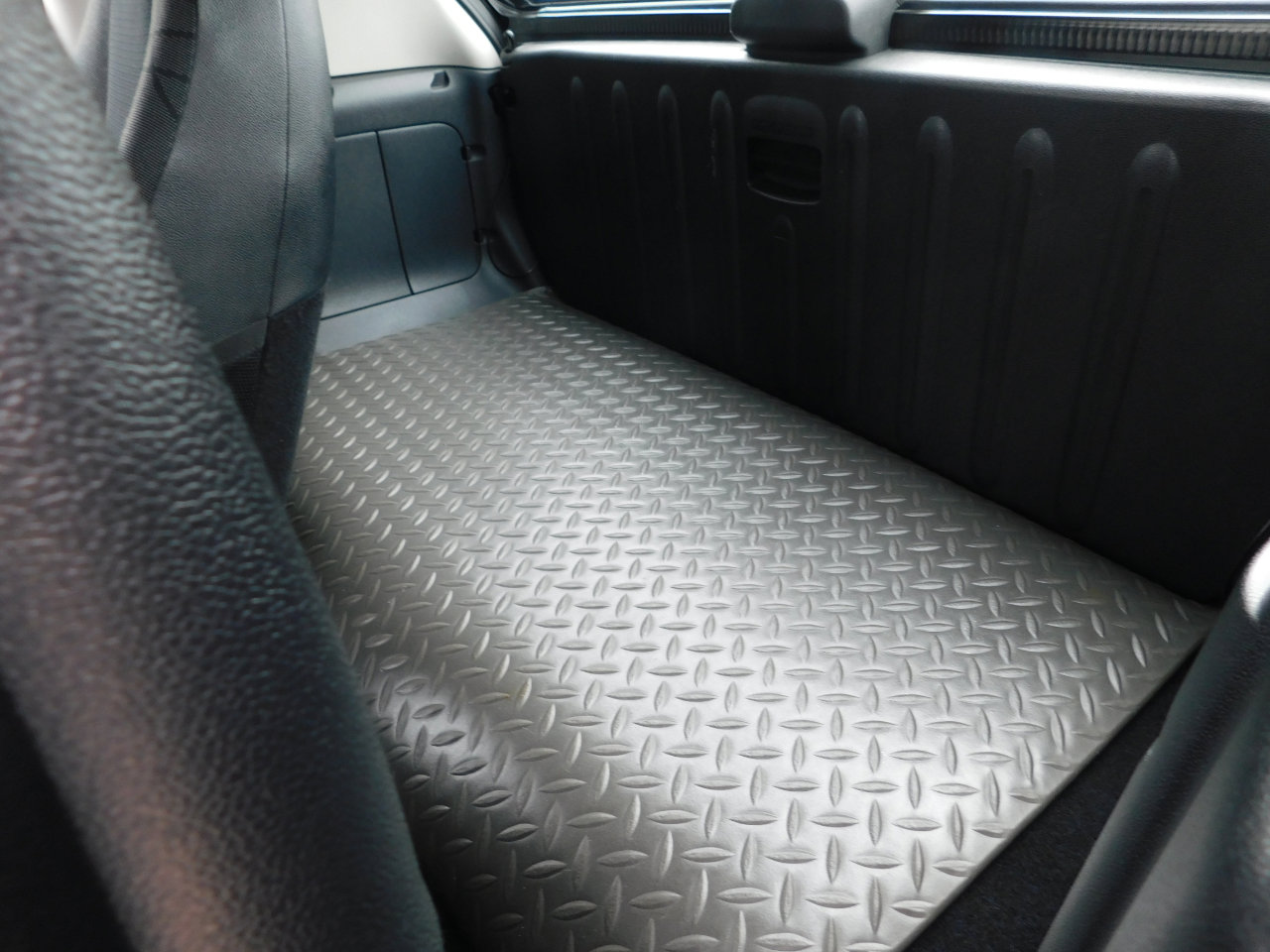 Used 2014 smart fortwo pure image 16