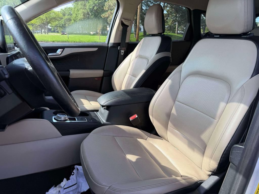 Used 2020 Ford Escape SEL AWD/4WD image 14