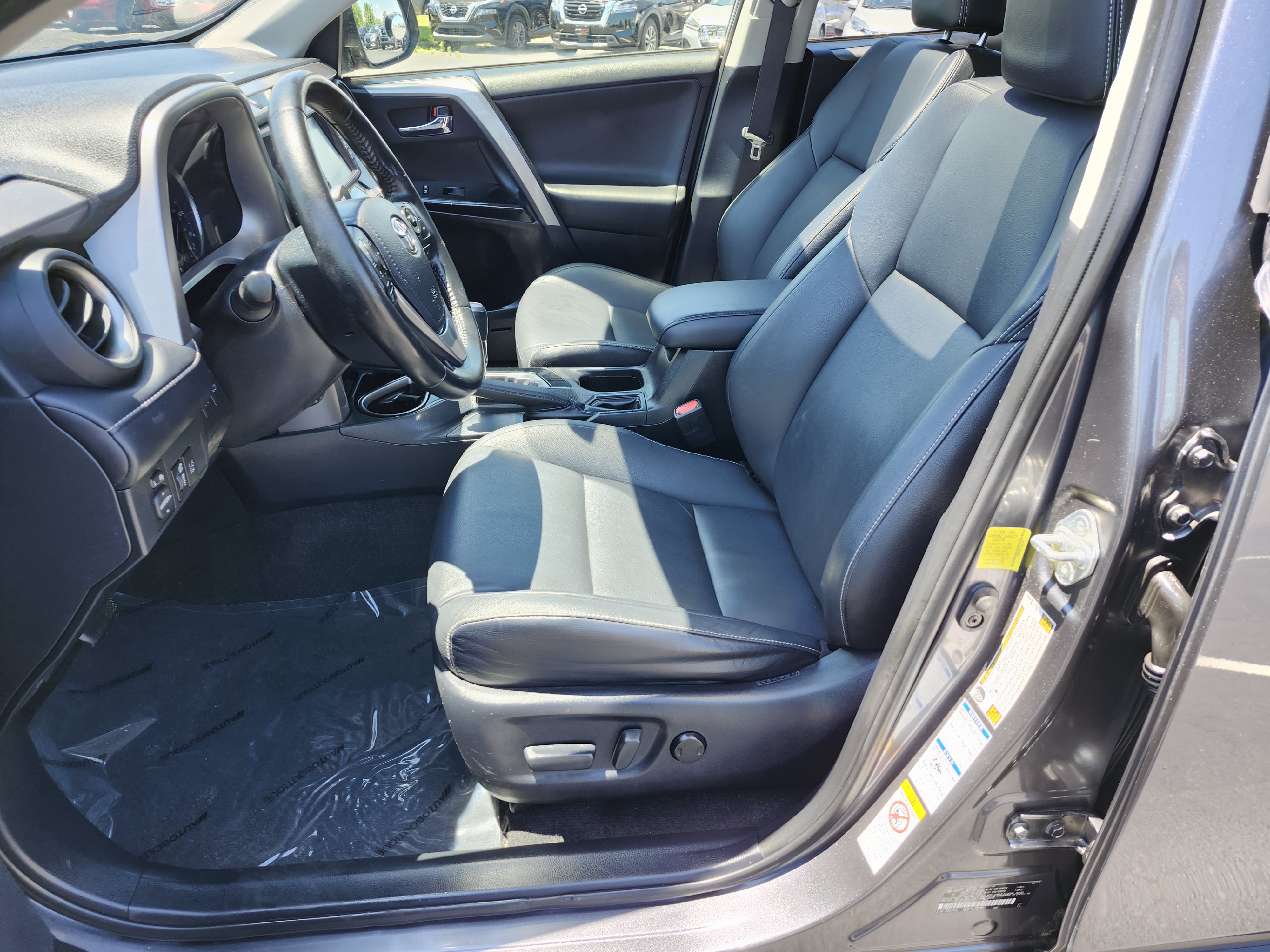 Used 2017 Toyota RAV4 Limited w/ Advanced Technology Package AWD/4WD image 24