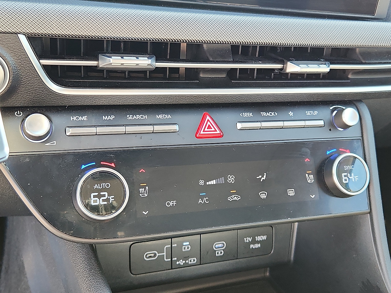 Used 2024 Hyundai Sonata SEL FWD image 15