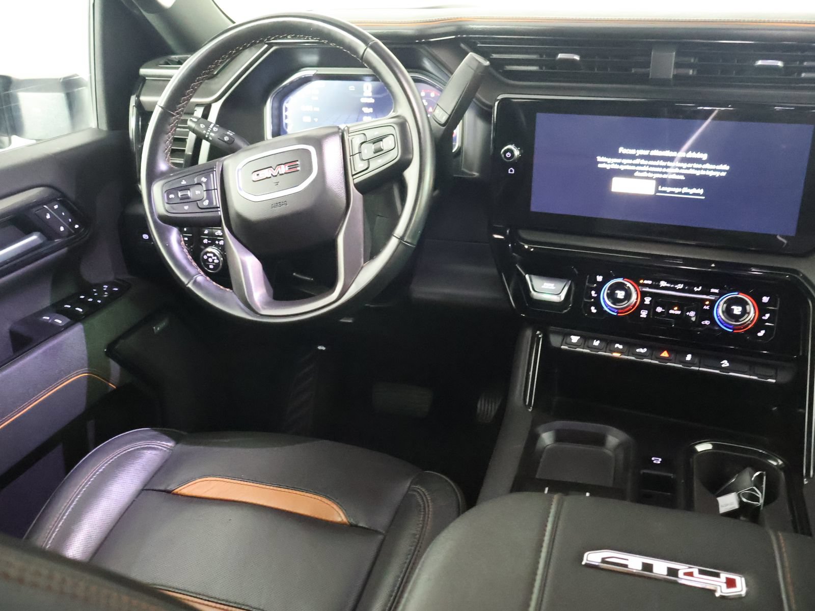 Used 2025 GMC Sierra 2500 AT4 AWD/4WD image 36