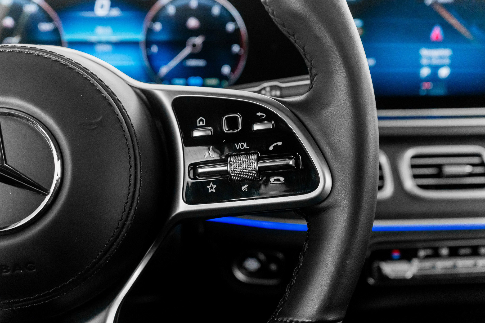 Used 2023 Mercedes-Benz Maybach GLS 600 Maybach GLS 600 image 49