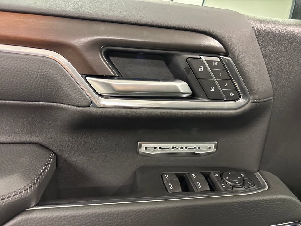New 2026 GMC Sierra 1500 Denali w/ Denali Reserve Package image 23