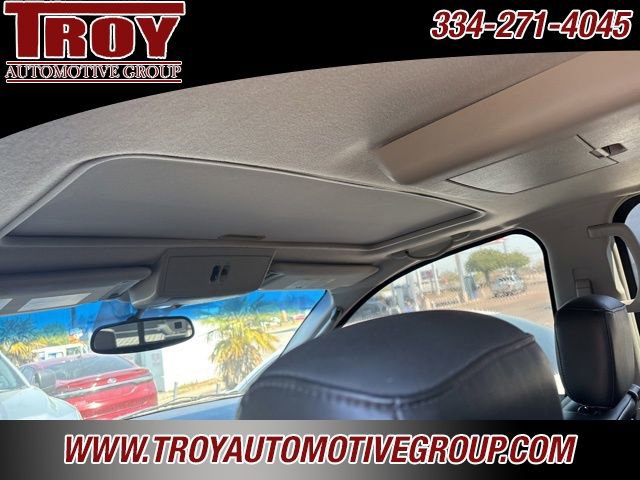 Used 2004 Nissan Titan LE w/ (Tow) Big Tow Pkg image 22