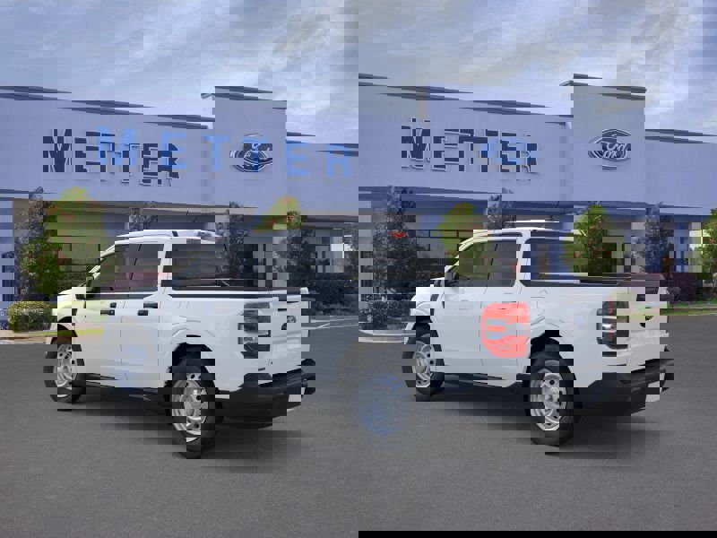 New 2025 Ford Maverick XL image 4