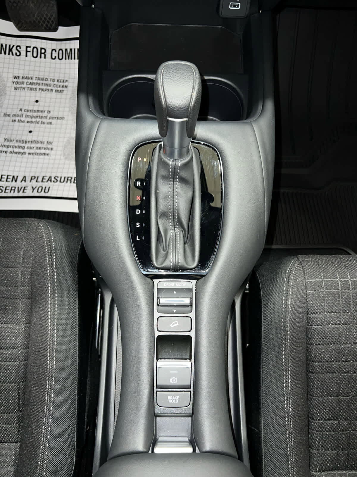 Certified 2023 Honda HR-V LX image 28