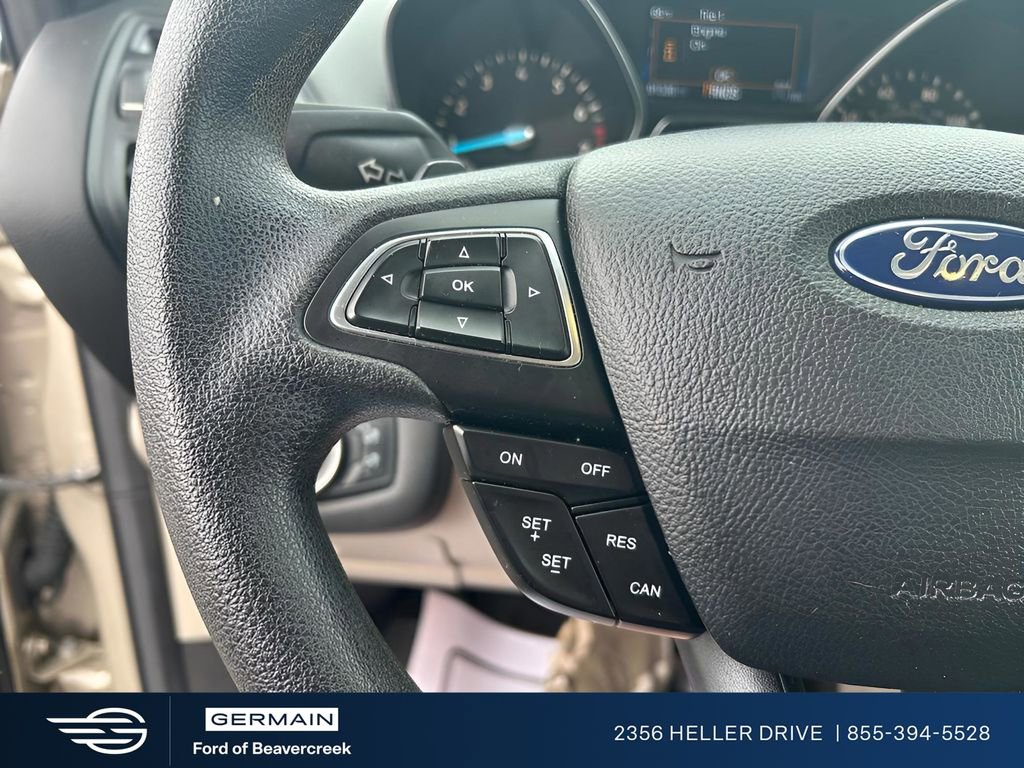 Used 2017 Ford Escape SE w/ SE Cold Weather Package image 13