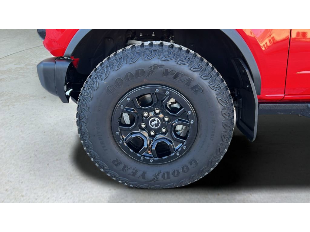 Used 2023 Ford Bronco Wildtrak image 35