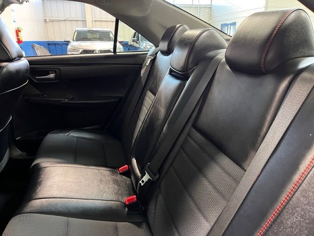 Used 2017 Toyota Camry SE FWD image 18