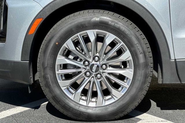 Certified 2024 Cadillac XT4 Premium Luxury image 24