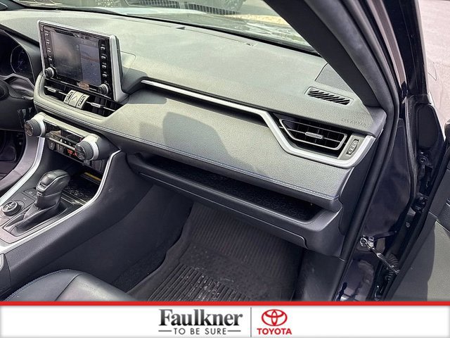 Certified 2020 Toyota RAV4 XSE image 16