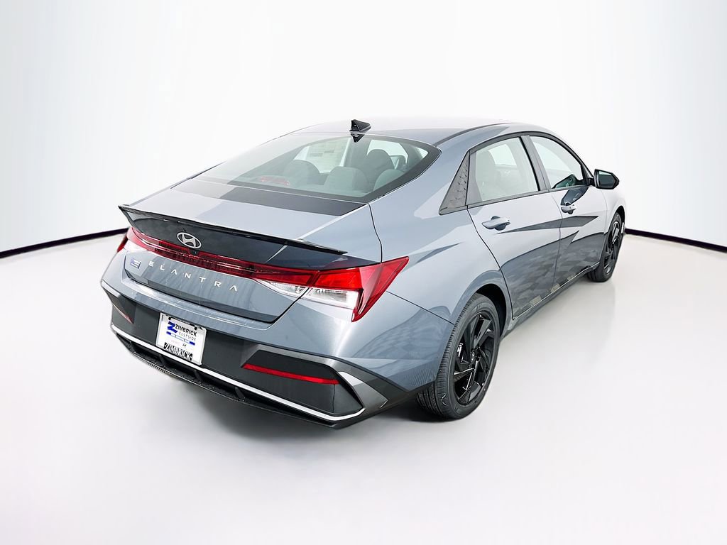 New 2026 Hyundai Elantra Sport FWD image 7