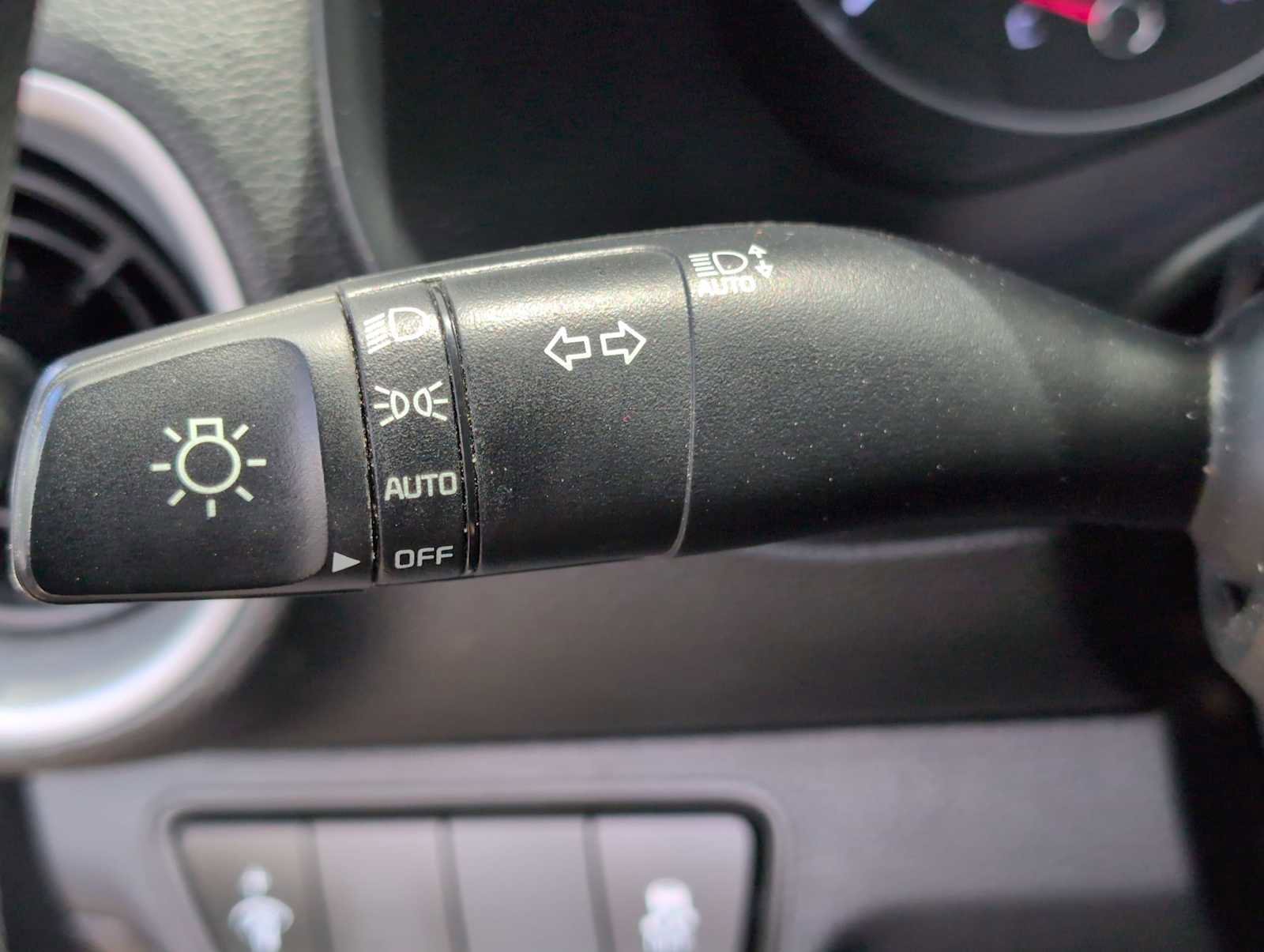 Used 2023 Kia Forte LXS FWD image 25