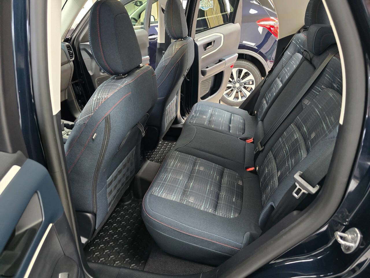 Used 2023 Ford Bronco Sport Heritage w/ Heritage Convenience Package image 24