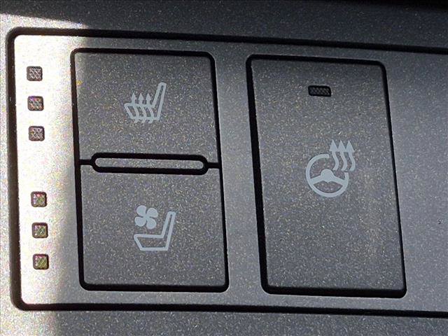 Used 2025 Lexus IS 350 F Sport w/ Accessory Package RWD image 14