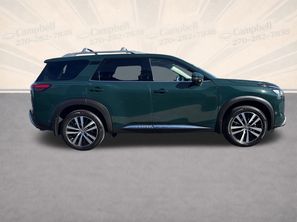 Used 2024 Nissan Pathfinder Platinum w/ Black Appearance Package image 7