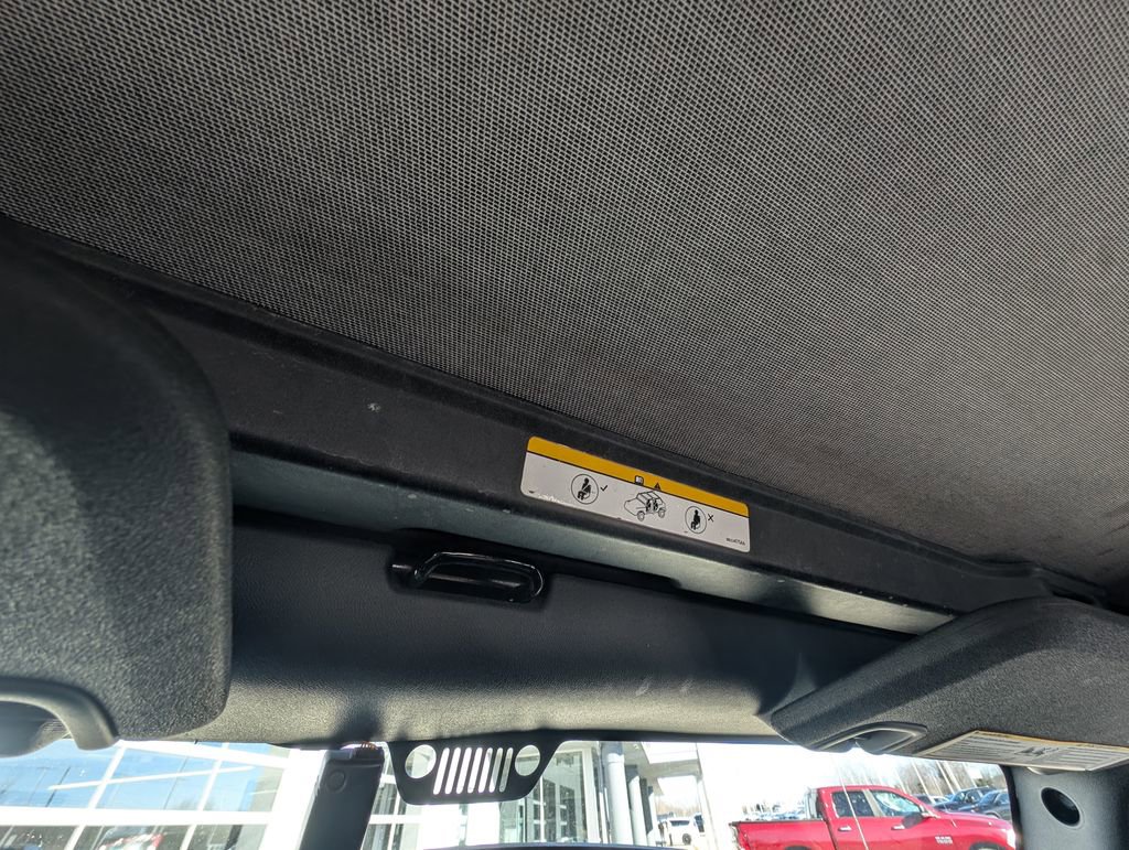 Used 2016 Jeep Wrangler Unlimited Sport image 25