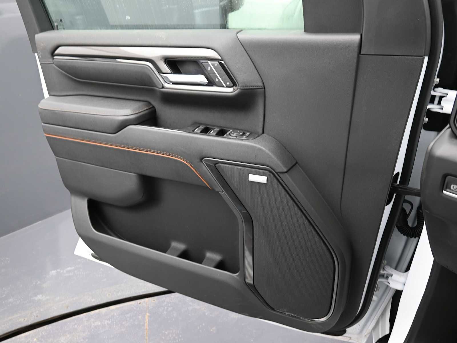 New 2026 GMC Sierra 2500 AT4 image 11