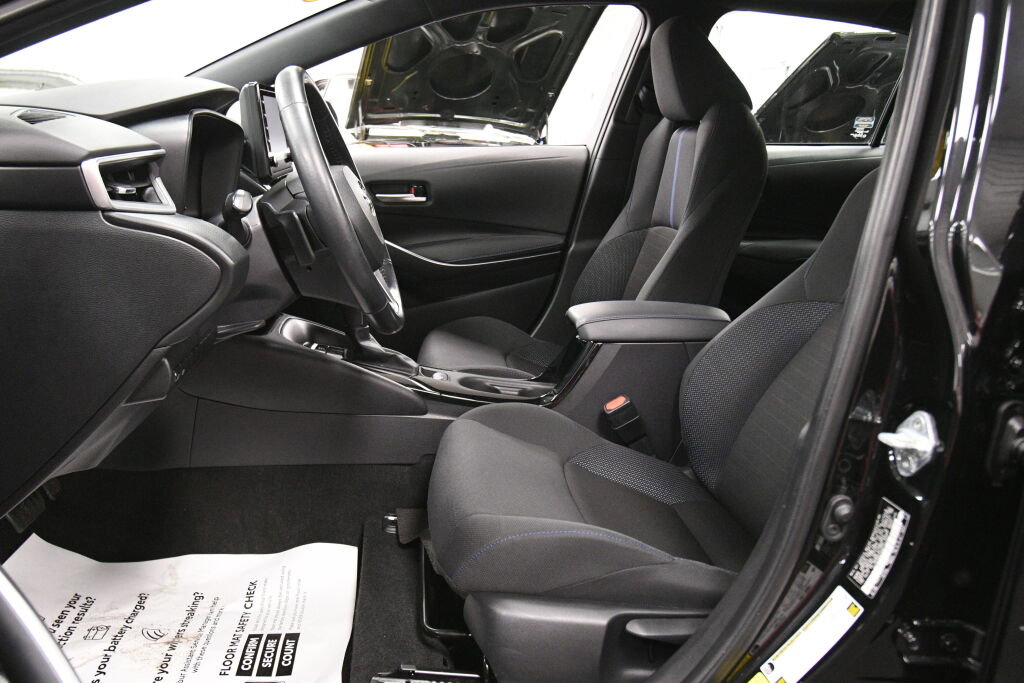 Certified 2022 Toyota Corolla SE image 9