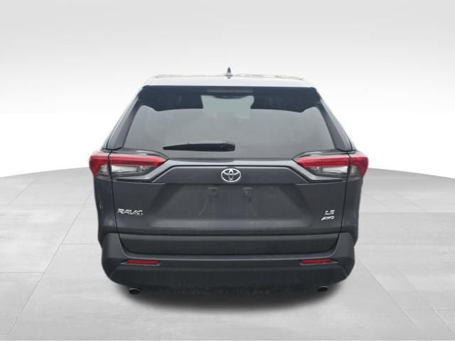 Used 2024 Toyota RAV4 LE image 4