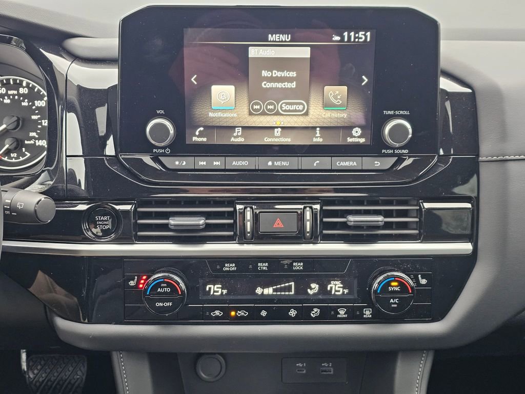 New 2025 Nissan Pathfinder SV w/ SV Premium Package image 13