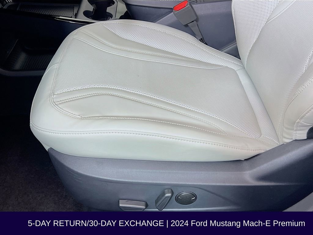 Used 2024 Ford Mustang Mach-E Premium image 26