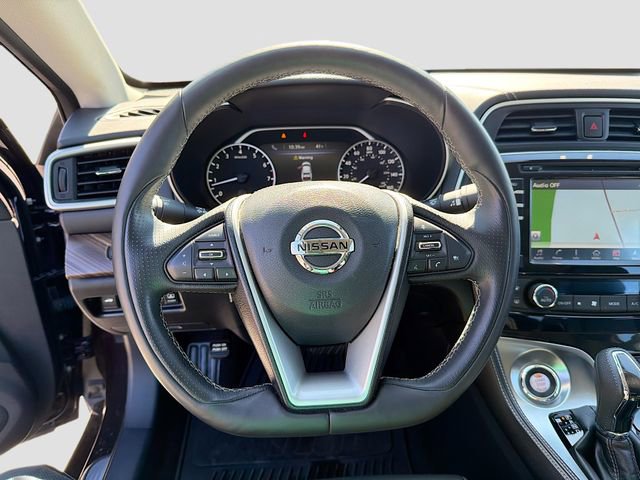 Used 2017 Nissan Maxima Platinum FWD image 12