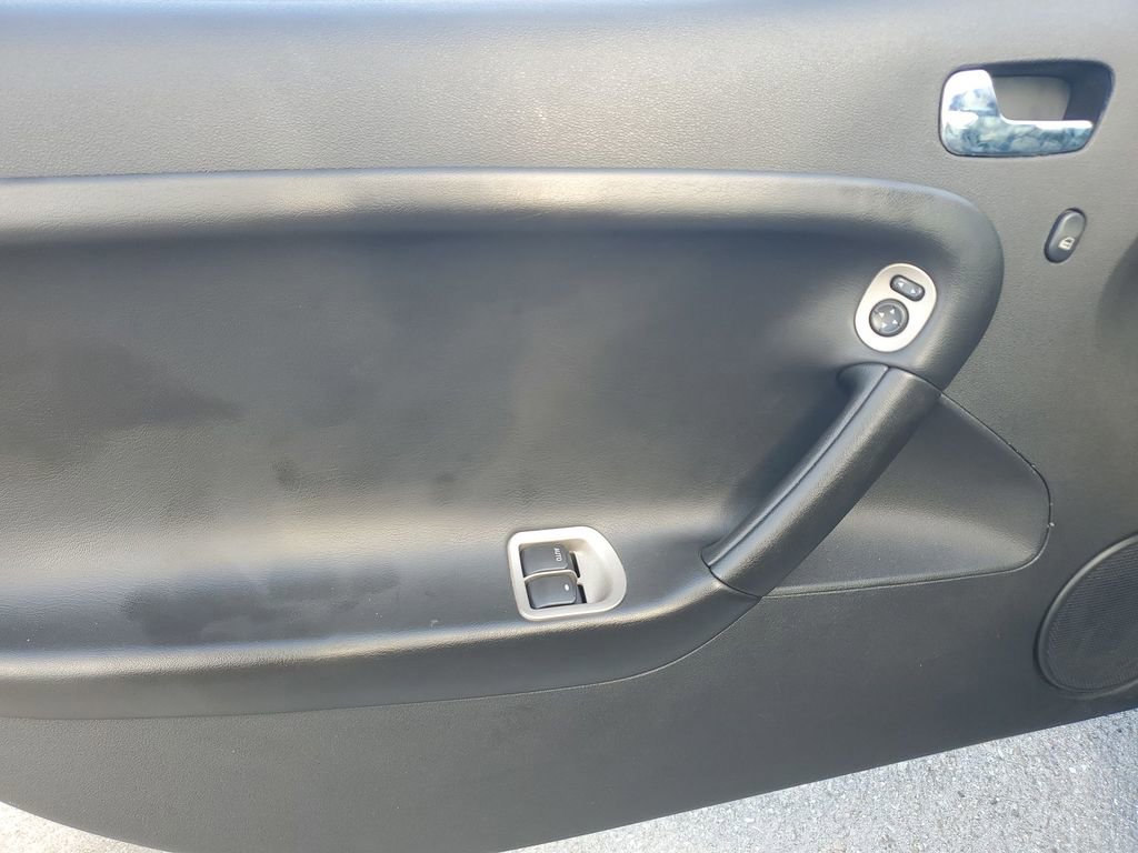 Used 2008 Pontiac Solstice GXP w/ Premium Package image 36