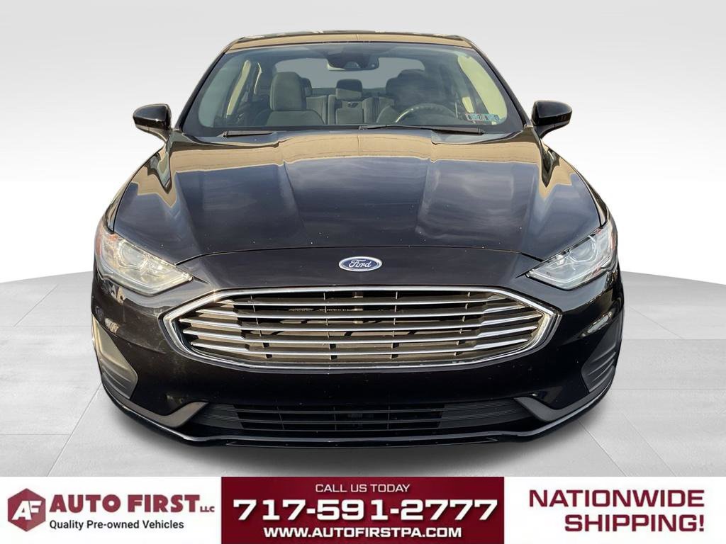 Used 2020 Ford Fusion SE FWD image 2