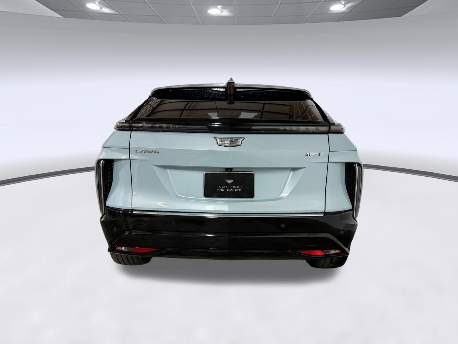 Certified 2024 Cadillac Lyriq Luxury RWD image 8