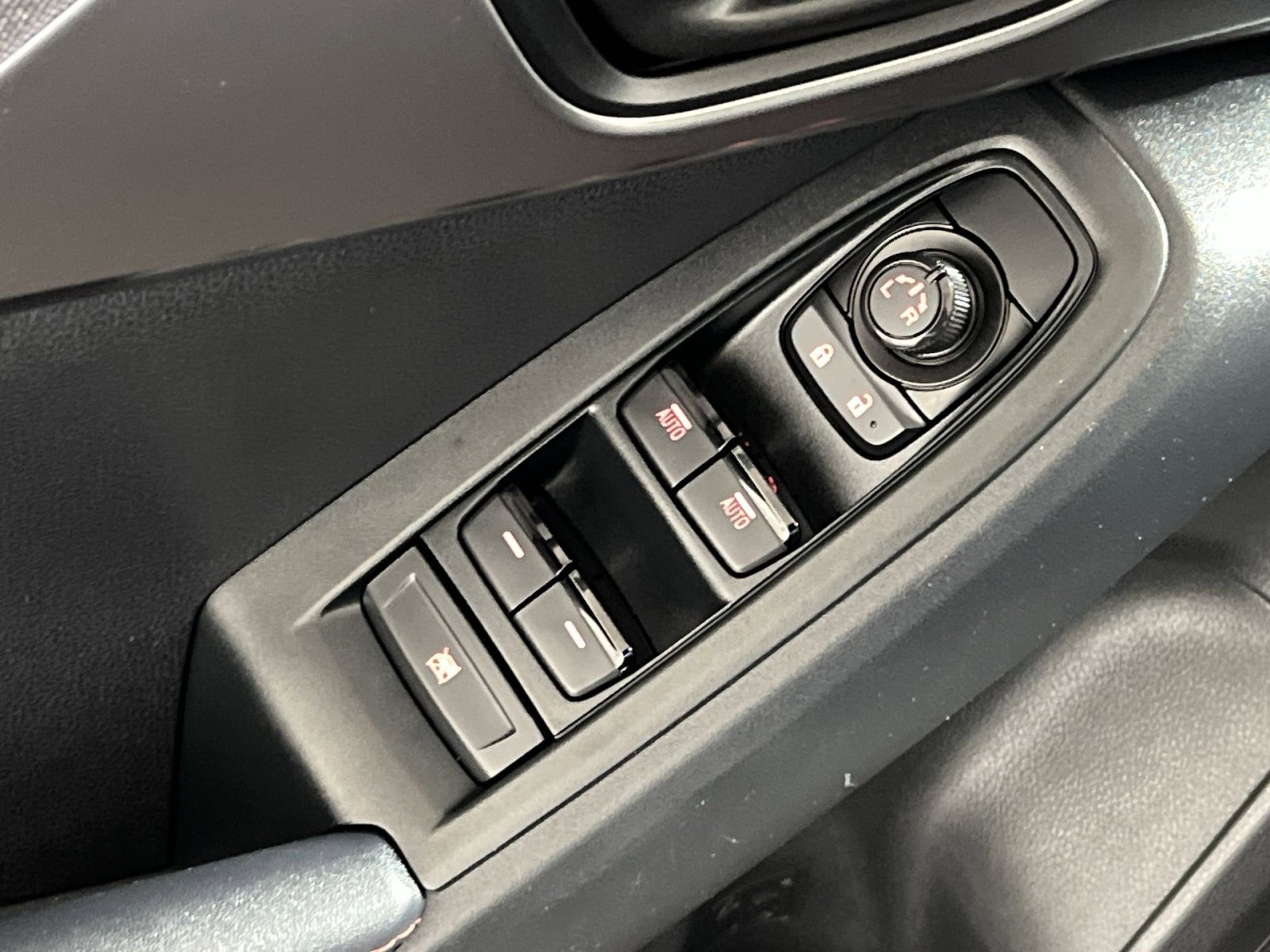 Used 2024 Subaru Impreza 2.0i Sport image 13