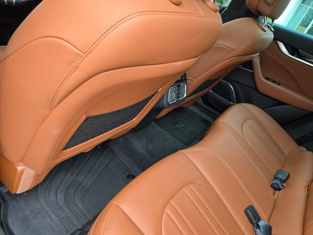 Used 2023 Maserati Levante GT AWD/4WD image 22