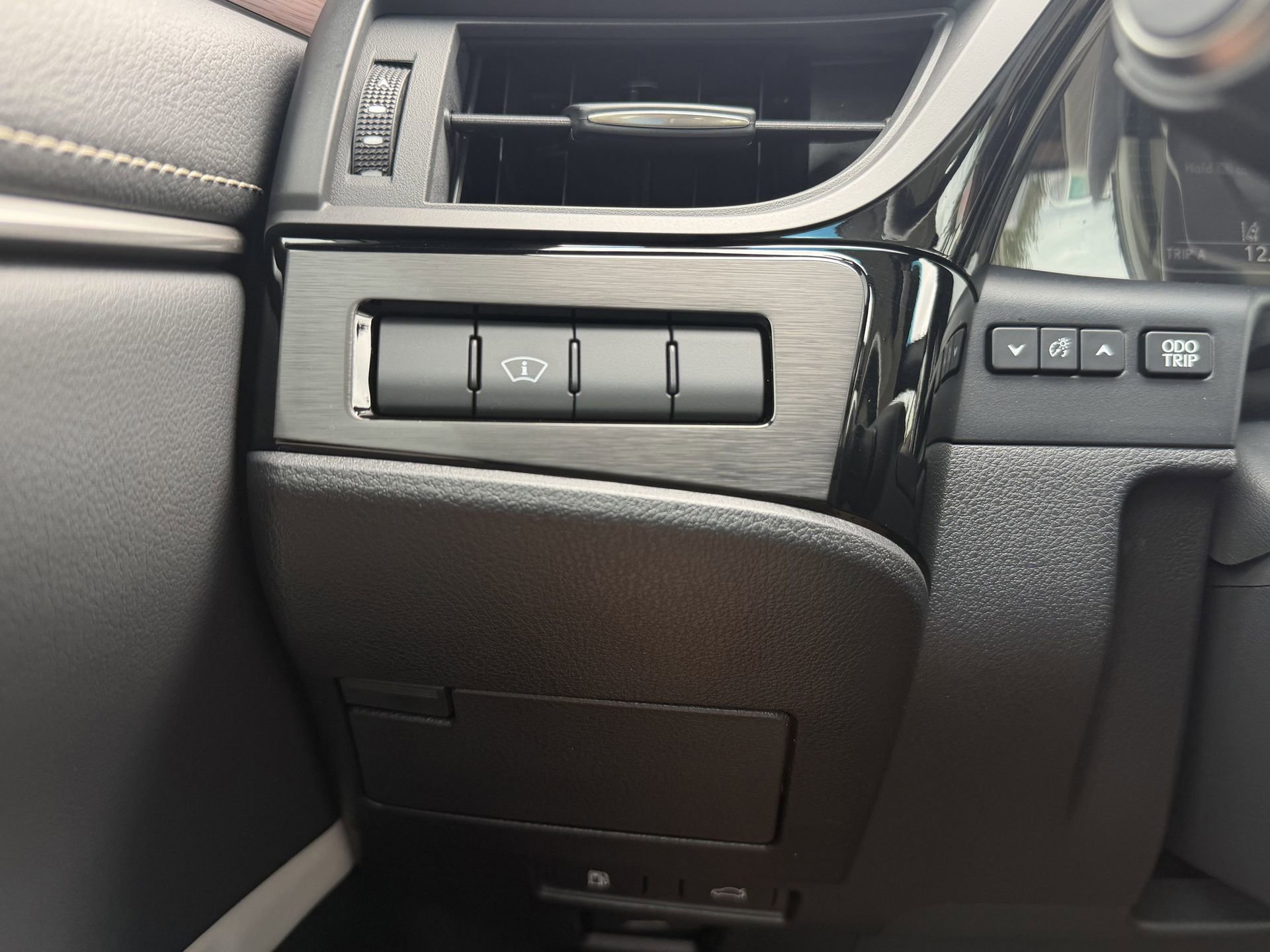 Used 2025 Lexus ES 350 w/ Premium Package FWD image 24