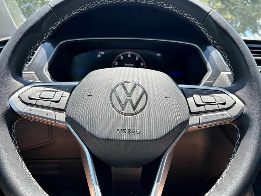 Certified 2023 Volkswagen Tiguan SE FWD image 23