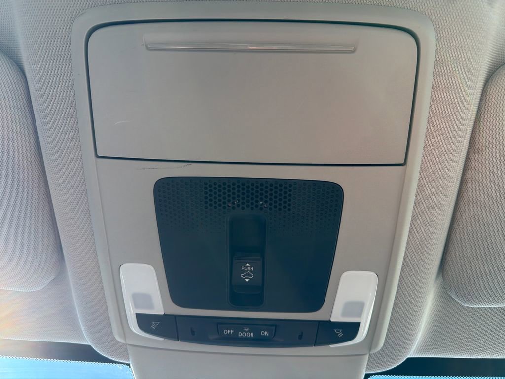 Used 2023 Honda CR-V EX-L image 49