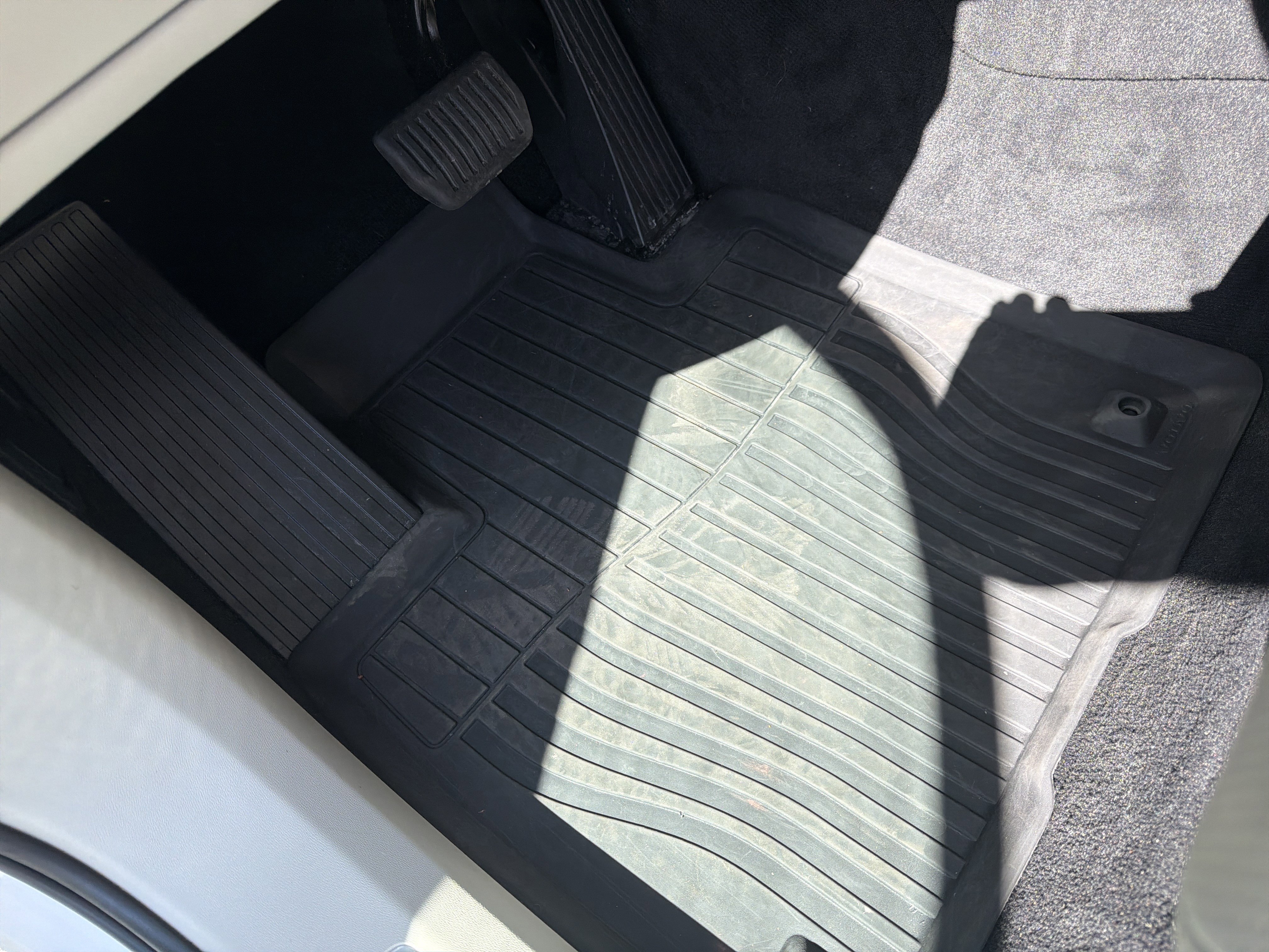 Certified 2023 Volvo XC90 B6 Ultimate image 17