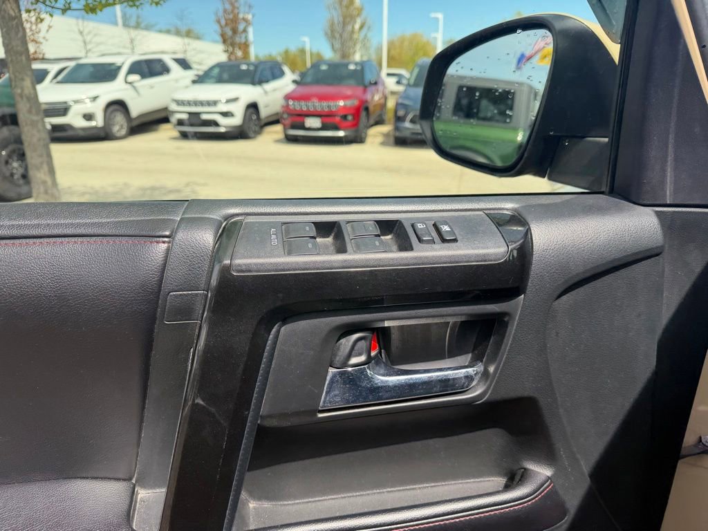 Used 2016 Toyota 4Runner TRD Pro AWD/4WD image 7