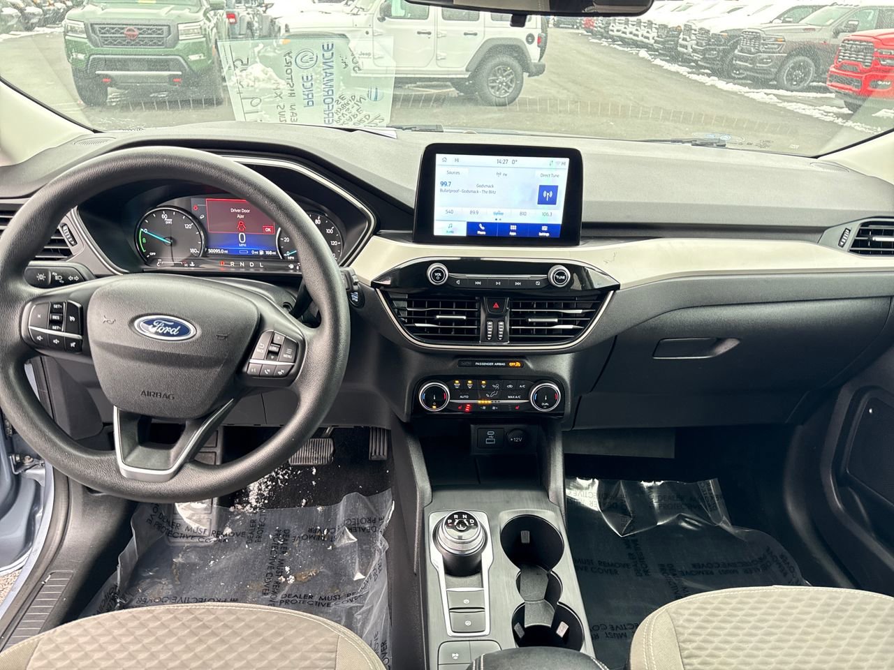 Used 2022 Ford Escape SE image 16
