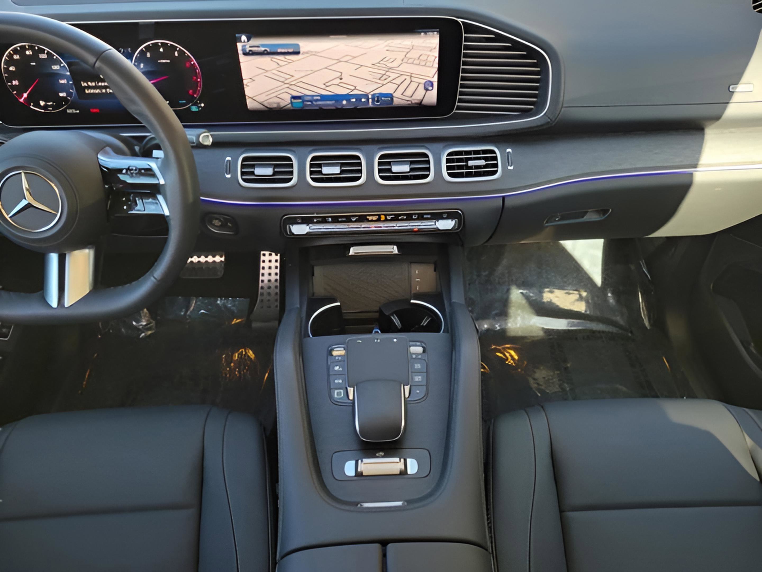 Certified 2026 Mercedes-Benz GLS 450 4MATIC image 15