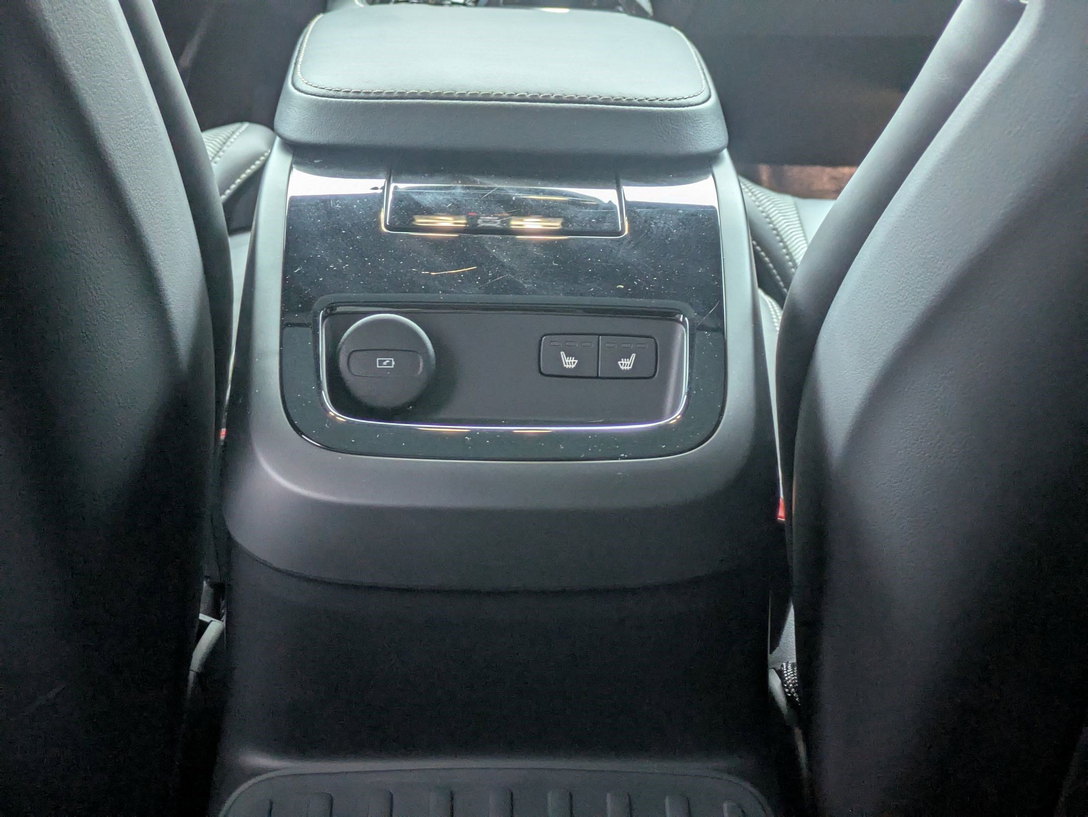 Used 2025 Volvo V60 T8 Polestar image 23