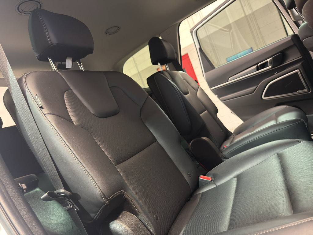Used 2023 Kia Telluride S AWD/4WD image 27