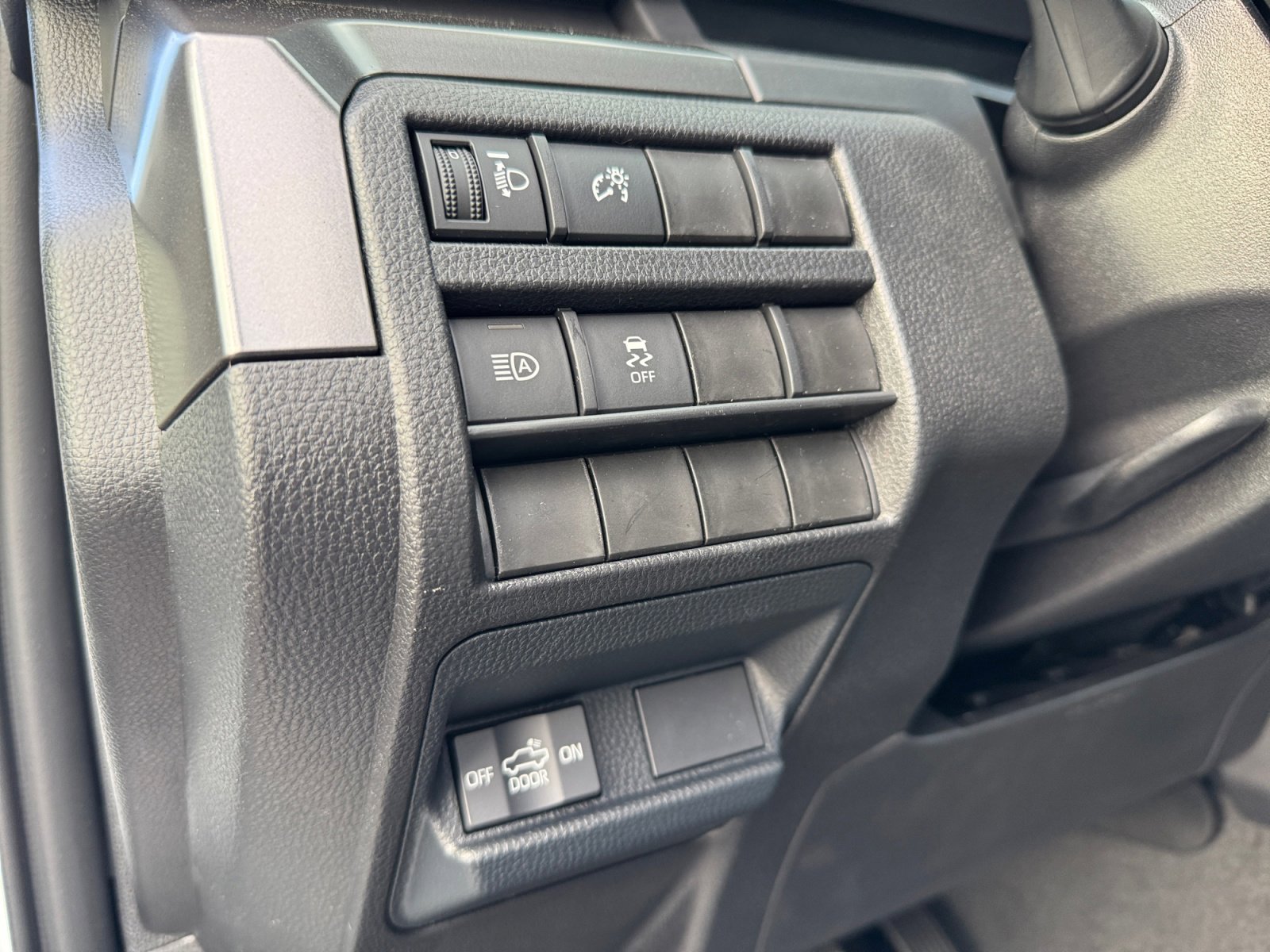 New 2025 Toyota Tacoma SR5 image 31