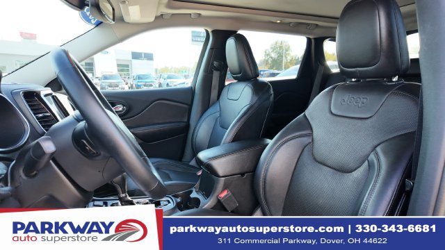 Used 2019 Jeep Cherokee Limited AWD/4WD image 11