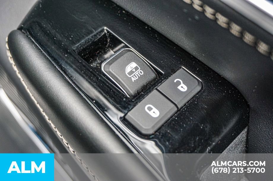 Used 2024 Jeep Grand Wagoneer L Series II w/ Quick Order Packagew 28T image 66