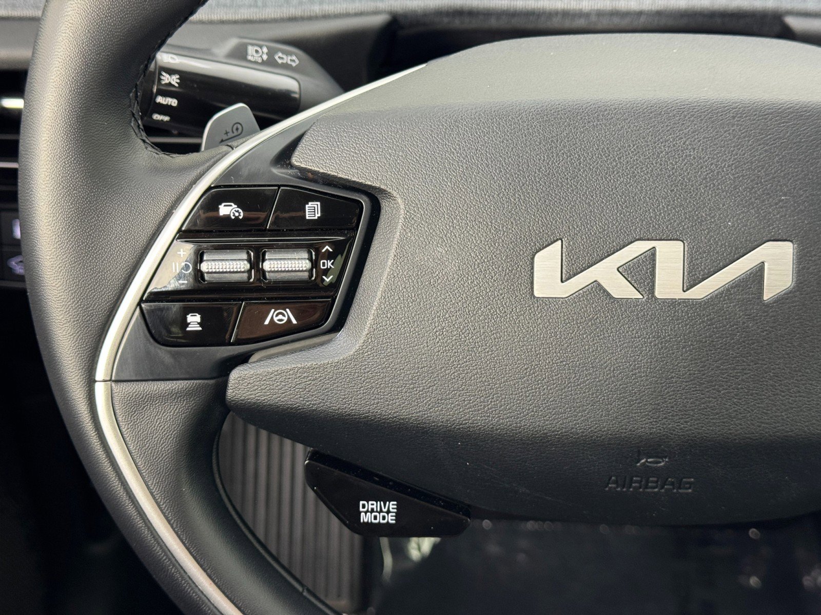 Used 2023 Kia EV6 Wind image 20