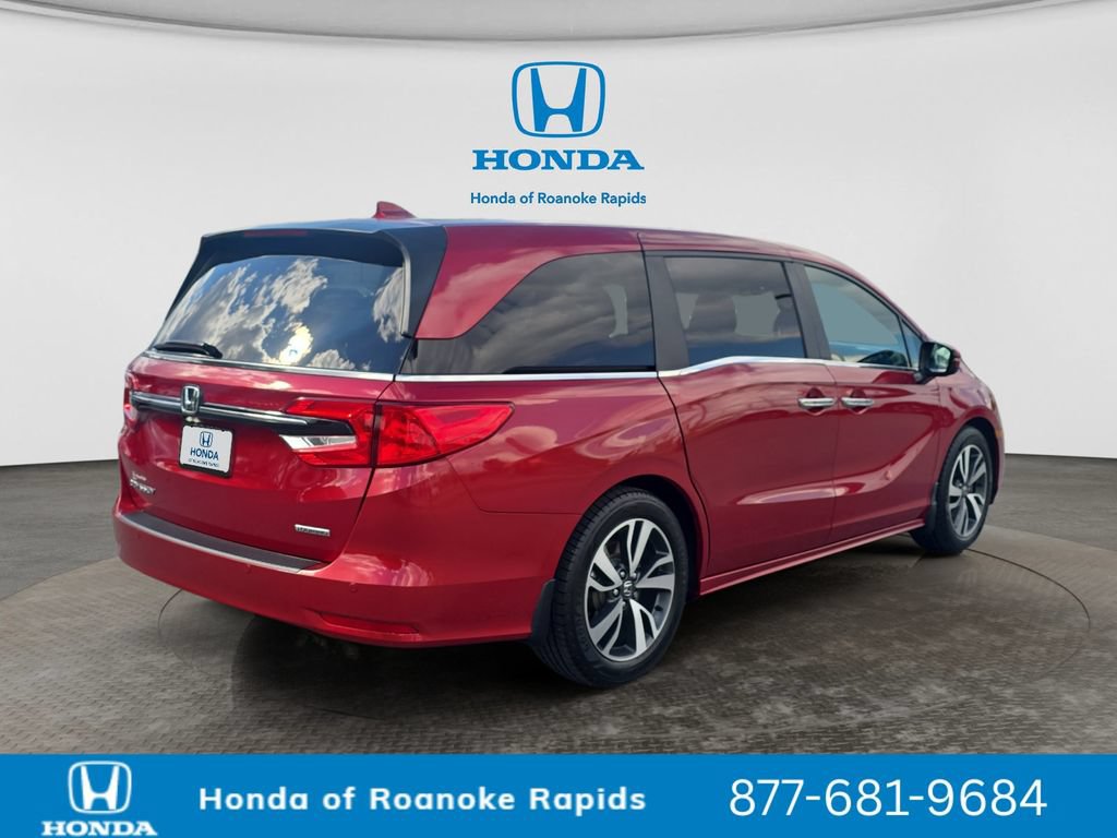 Used 2023 Honda Odyssey Touring image 5