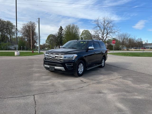 Used 2024 Ford Expedition Platinum AWD/4WD image 3