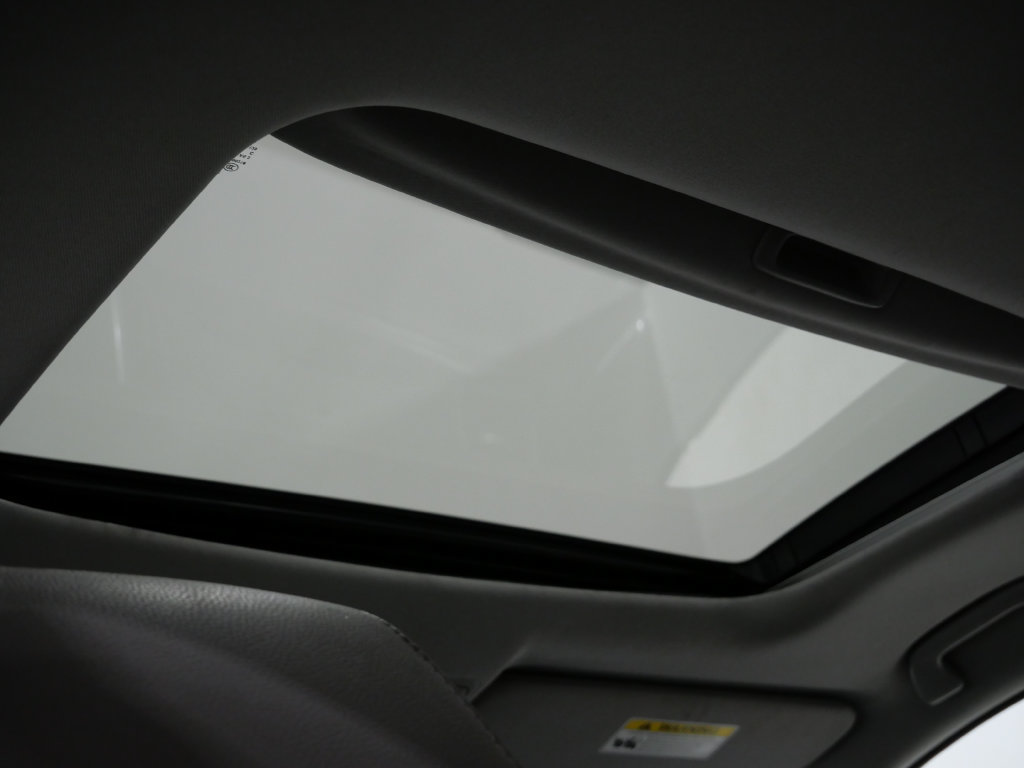 Used 2020 Acura MDX SH-AWD image 4