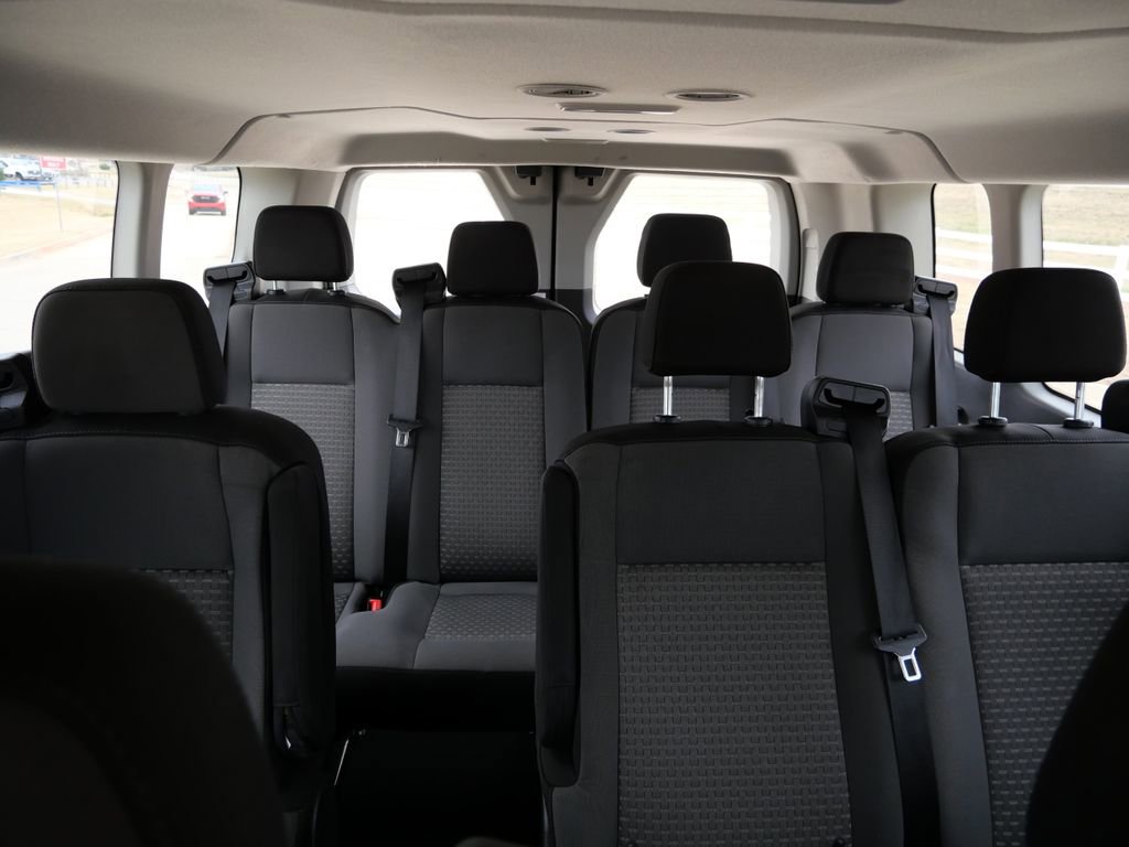 Used 2023 Ford Transit 350 XLT image 22